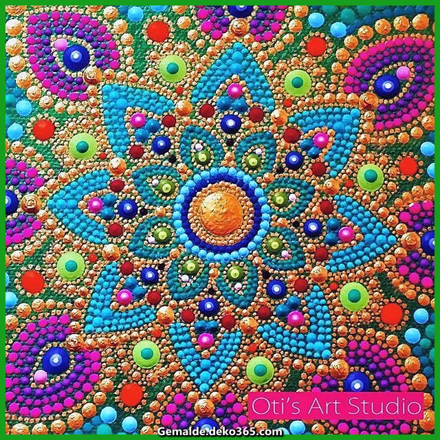 Detail of mandala on canvas 5